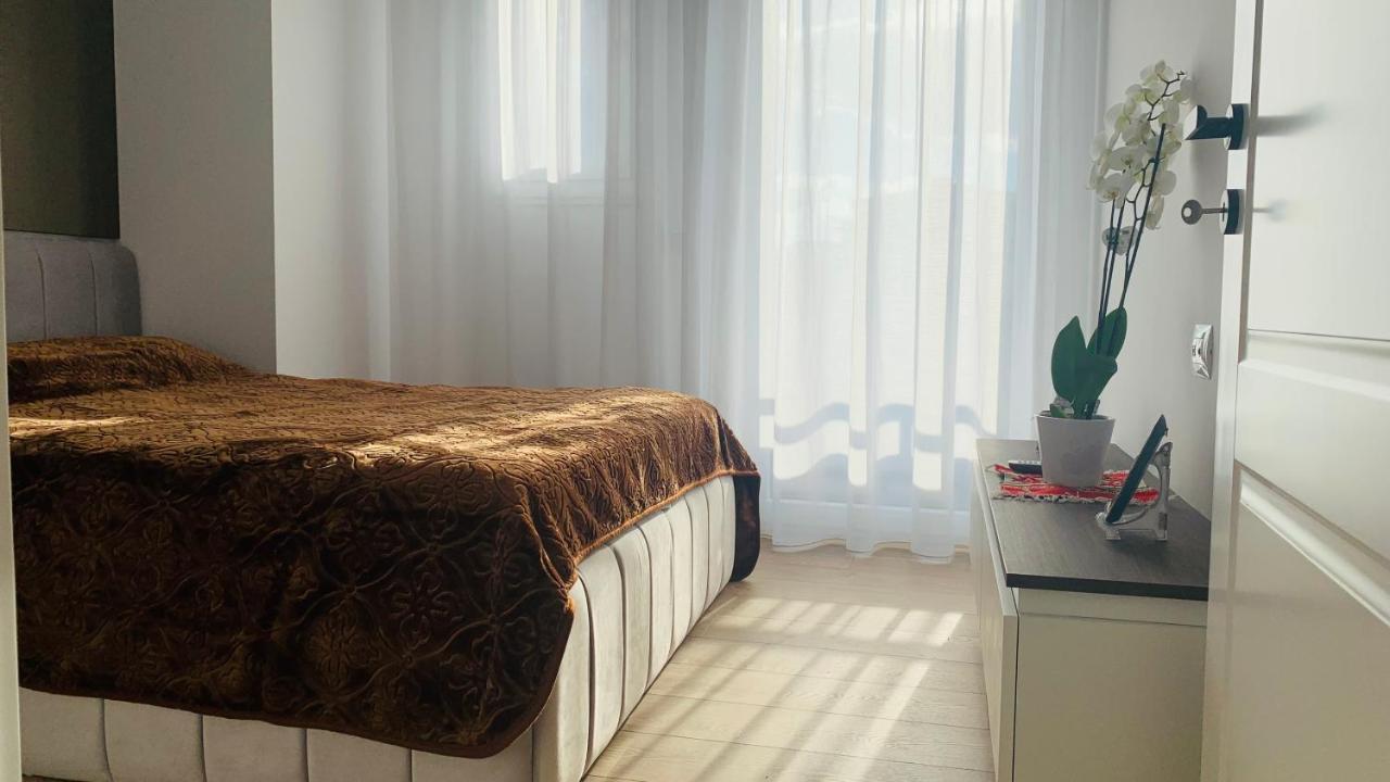 Proper Central Apartment Tirana Exteriér fotografie